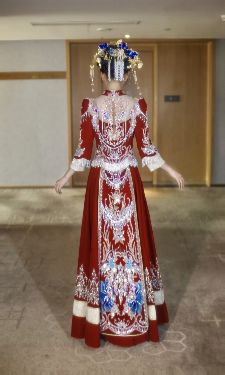秀禾服2025秋季新款重工奢华修身显瘦新娘敬酒服古装嫁衣出阁服女