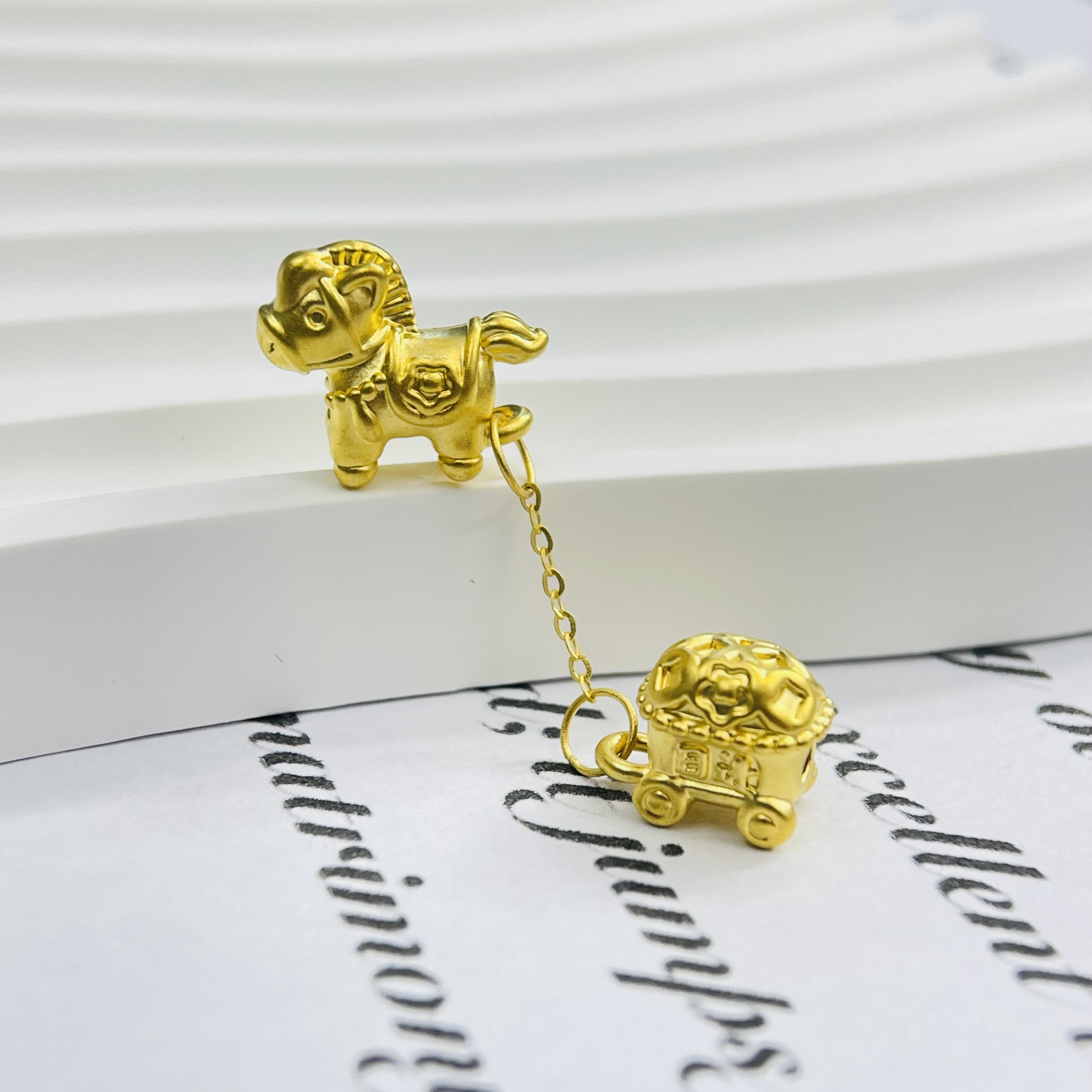 足金999日进斗金马车首饰配件DP3046-0900