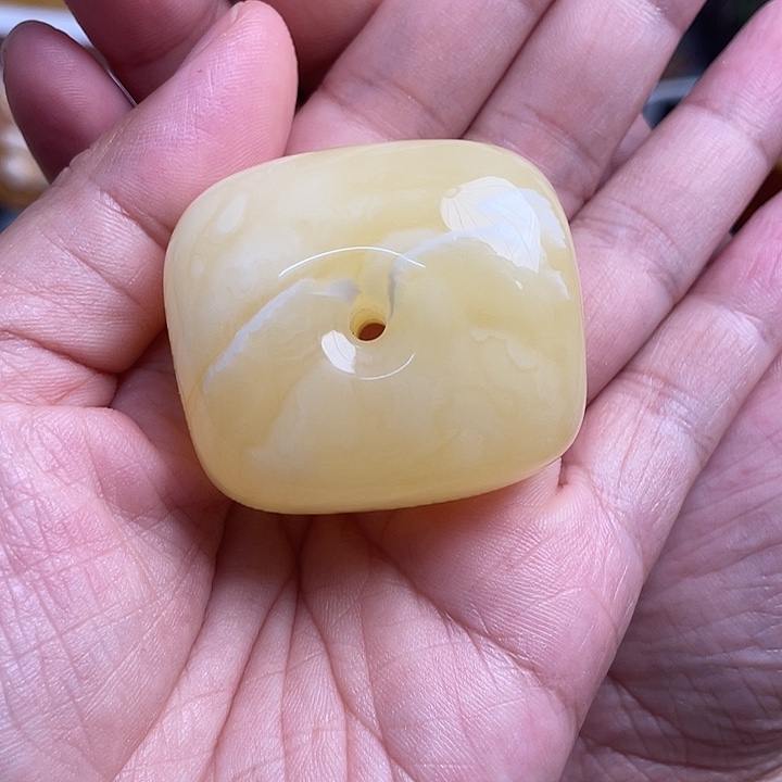 未镶嵌吊坠(不含链)琥珀