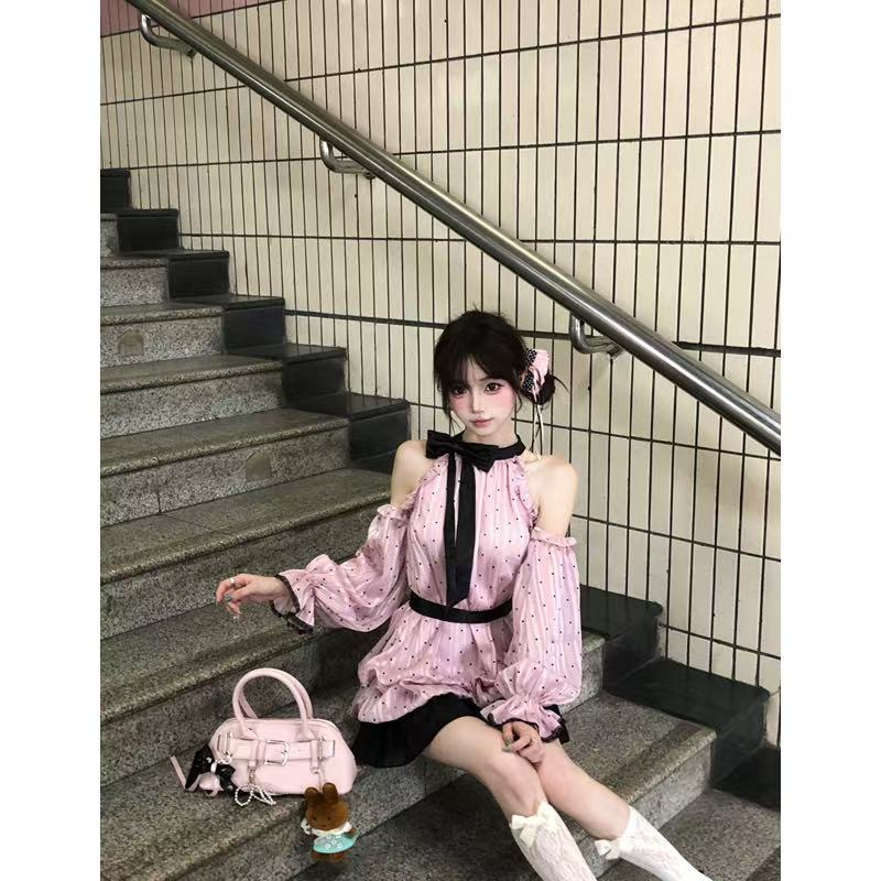 【林林在忙】香草千层 法式挂脖连衣裙辣妹长袖蕾丝复古连衣裙