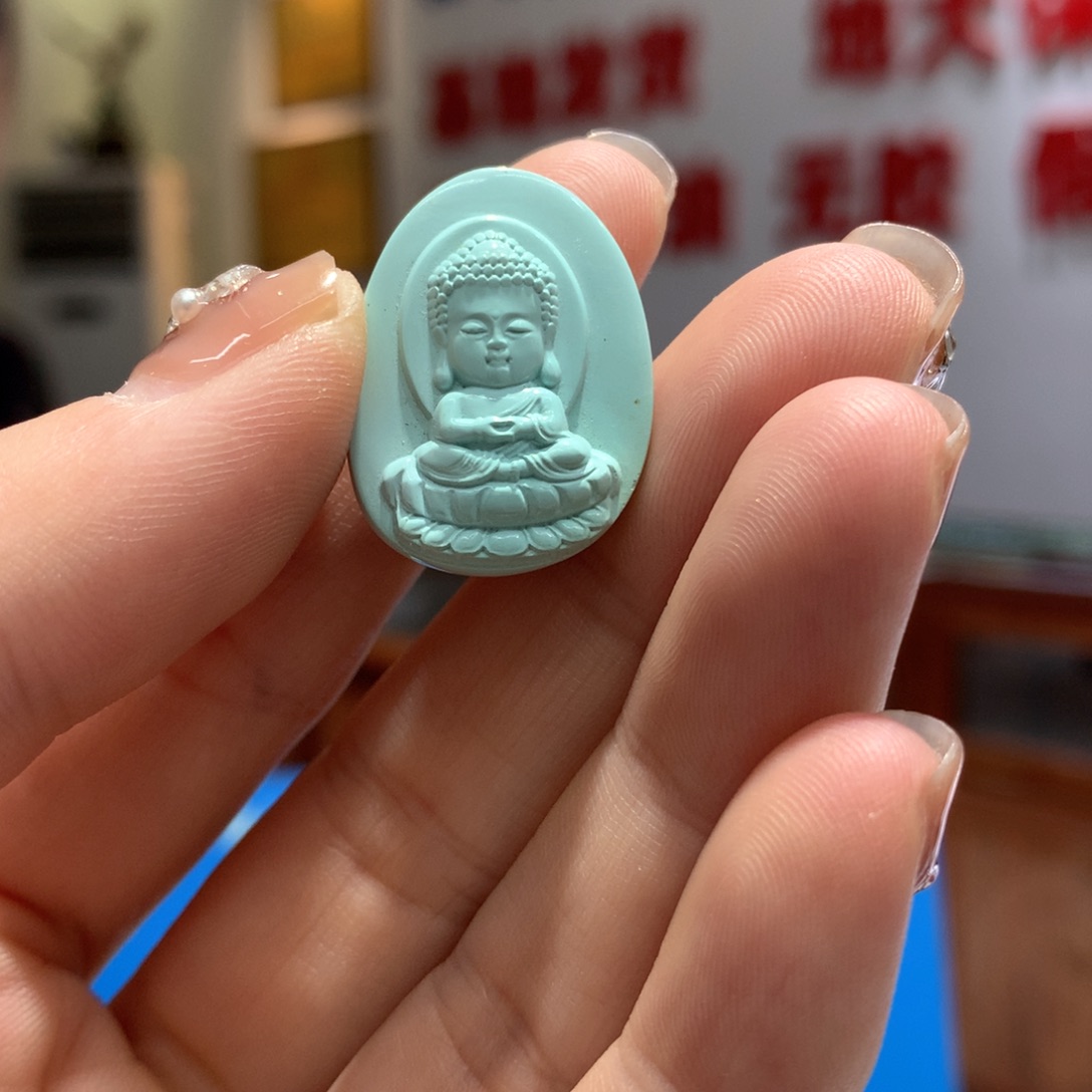 绿松石配饰未镶嵌