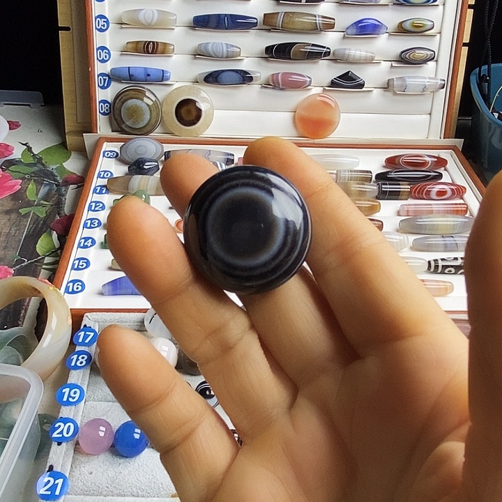 花***错玛瑙/玉髓未镶嵌颈饰