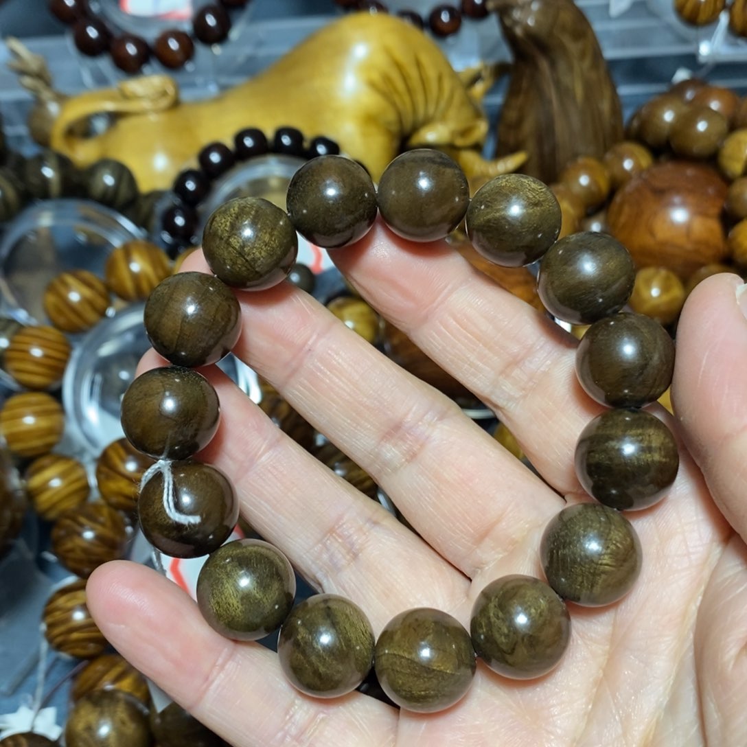 金丝楠木雕工艺品15