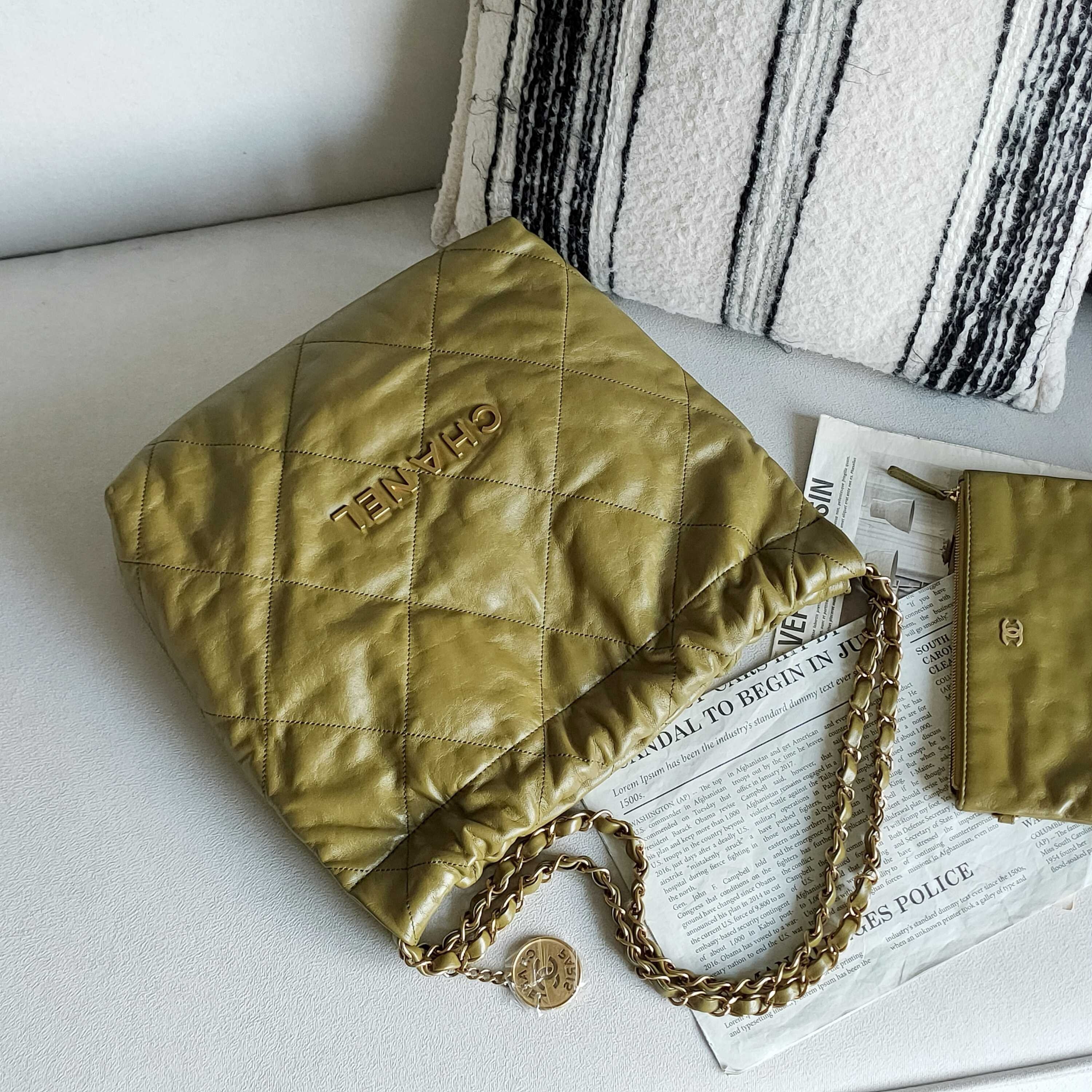 99新 Chanel/香奈儿 Azul-牛油果绿牛皮22bag小号单肩包38191