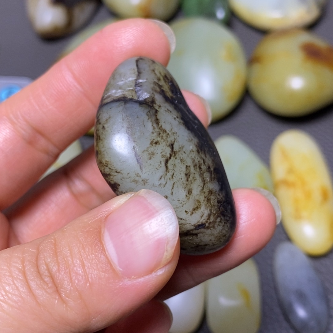 和田玉（糖玉）未镶嵌挂件