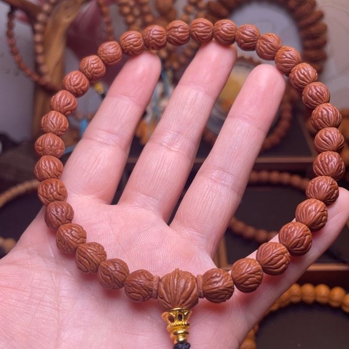 张***_吊坠桃核龙文桃核