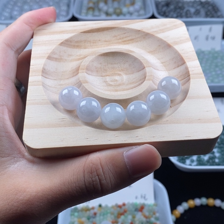 未镶嵌手串翡翠从****戏手串