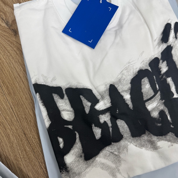 tea胸口印花短袖T恤