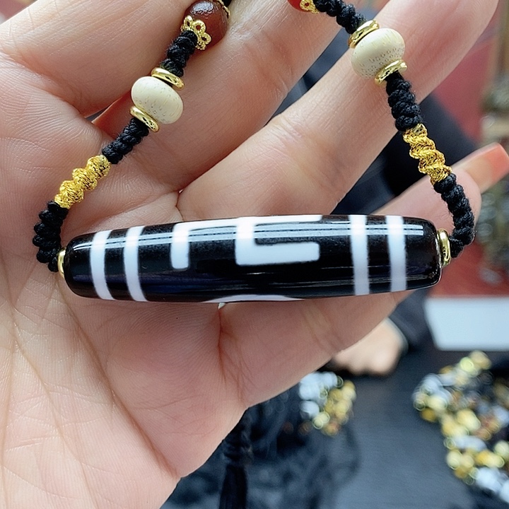 玛瑙/玉髓颈饰合金