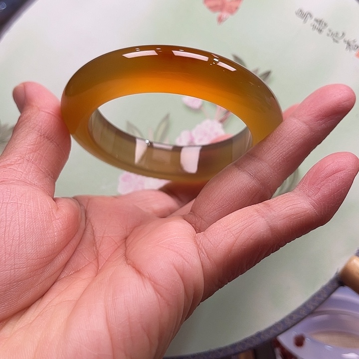 欲***休玛瑙/玉髓未镶嵌手镯