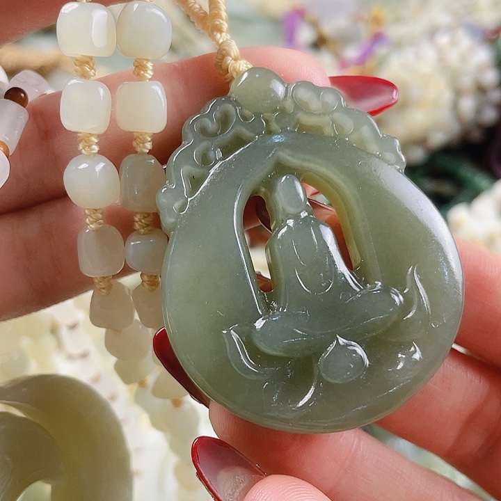 未镶嵌和田玉挂件