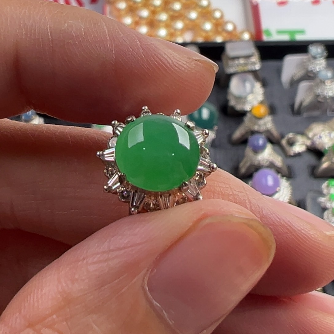 定制翡翠未镶嵌A货