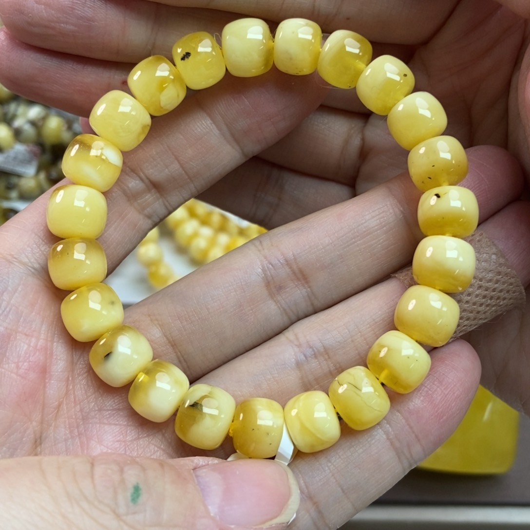 琥珀珠宝奇石未镶嵌90