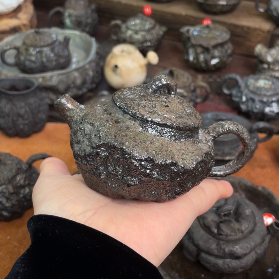 壶手捏金属彩柴烧壶浮力