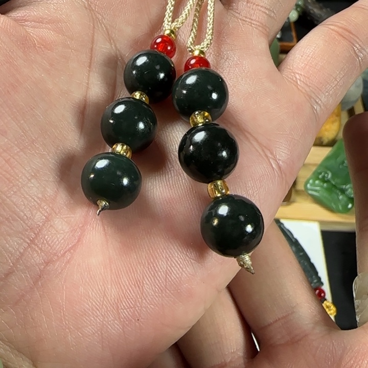 和田玉未镶嵌颈饰随机发1