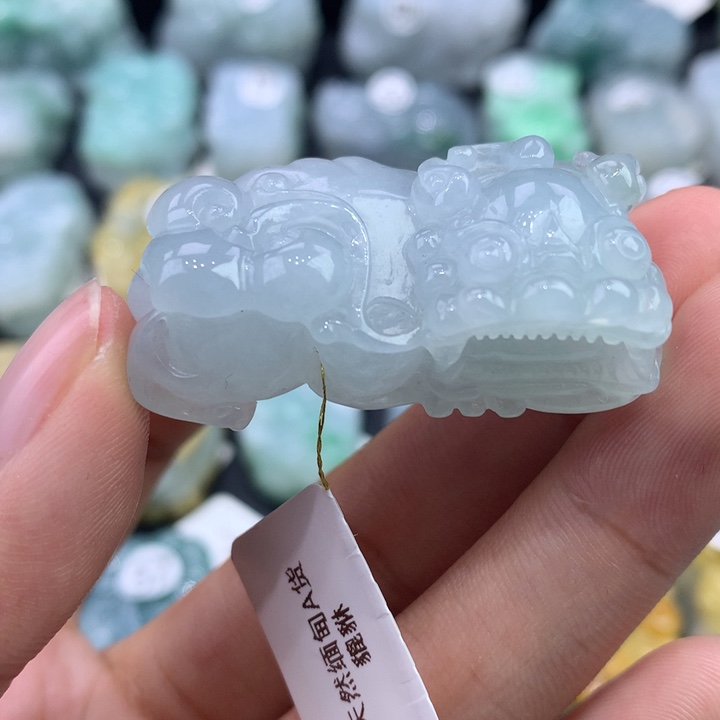 翡翠未镶嵌颈饰天然缅甸翡翠