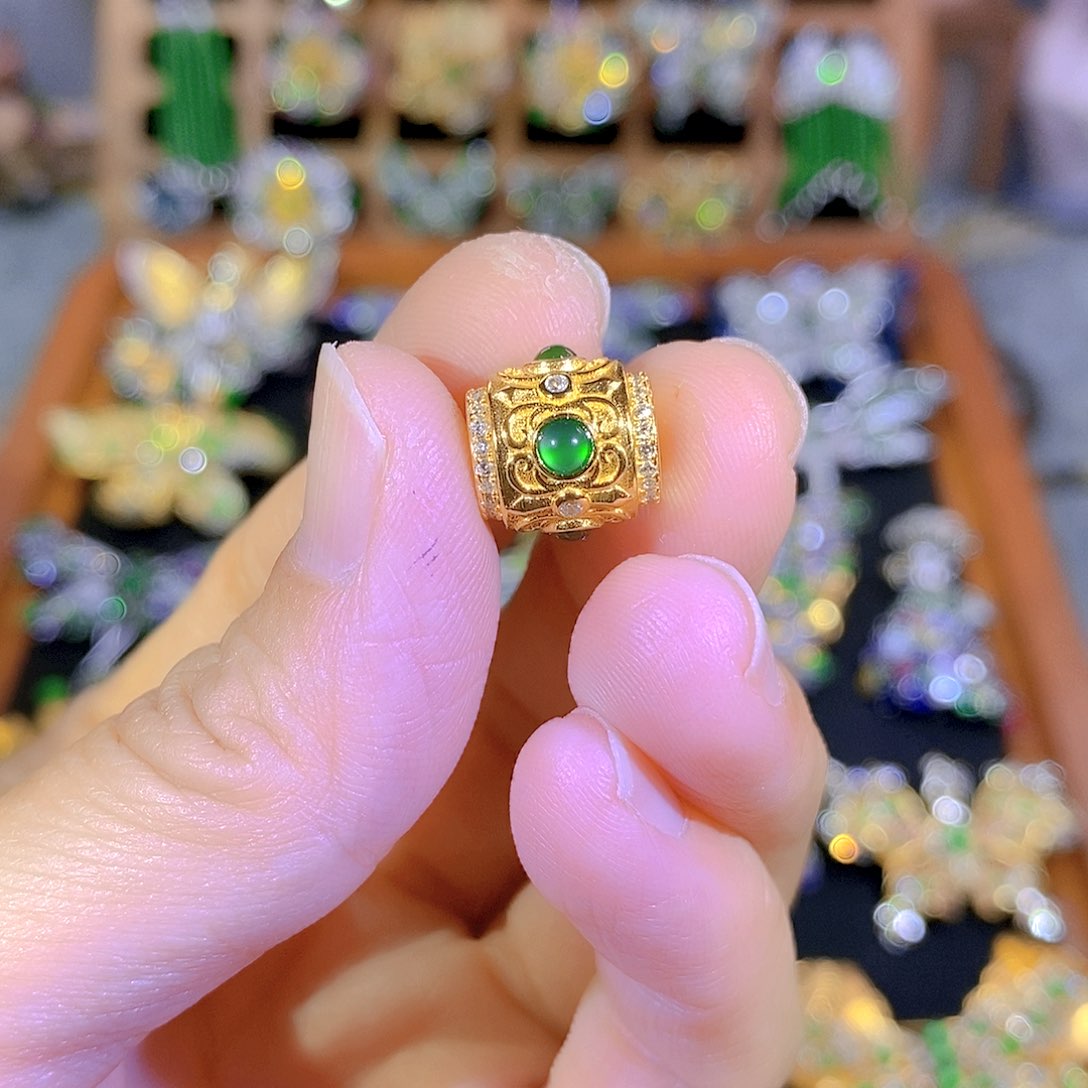 吊坠(不含链)银S925镶嵌翡翠