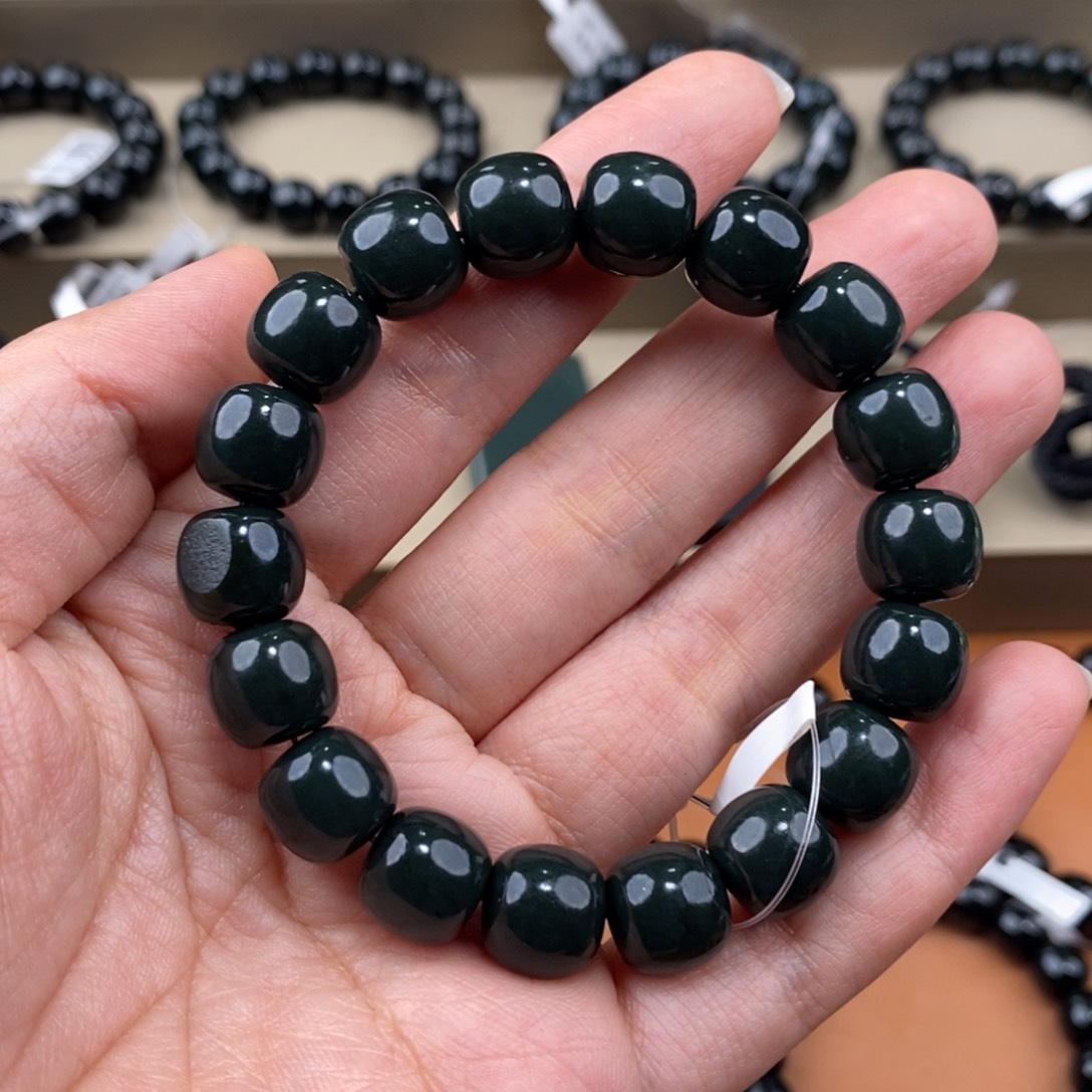 务***搏和田玉未镶嵌手串