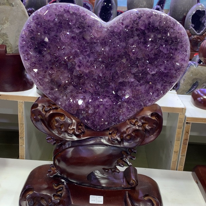 紫晶大型摆件（非配饰）未镶嵌晶