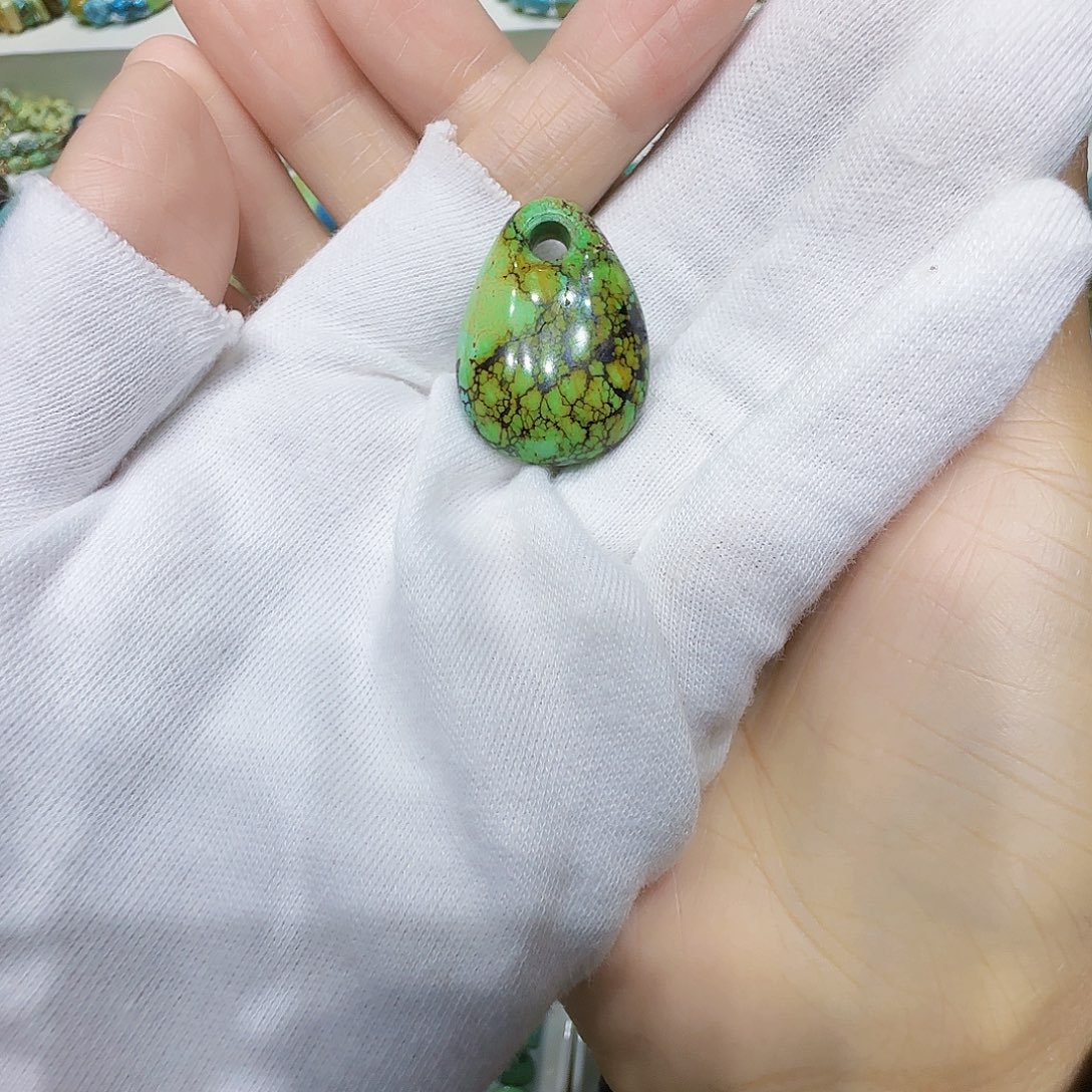 绿松石未镶嵌原矿绿松石