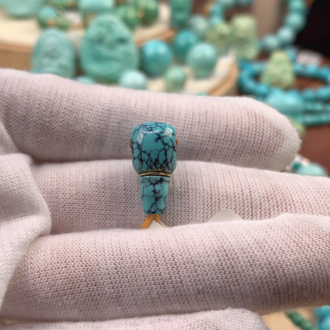 绿松石18K金镶嵌珠宝奇石8.5