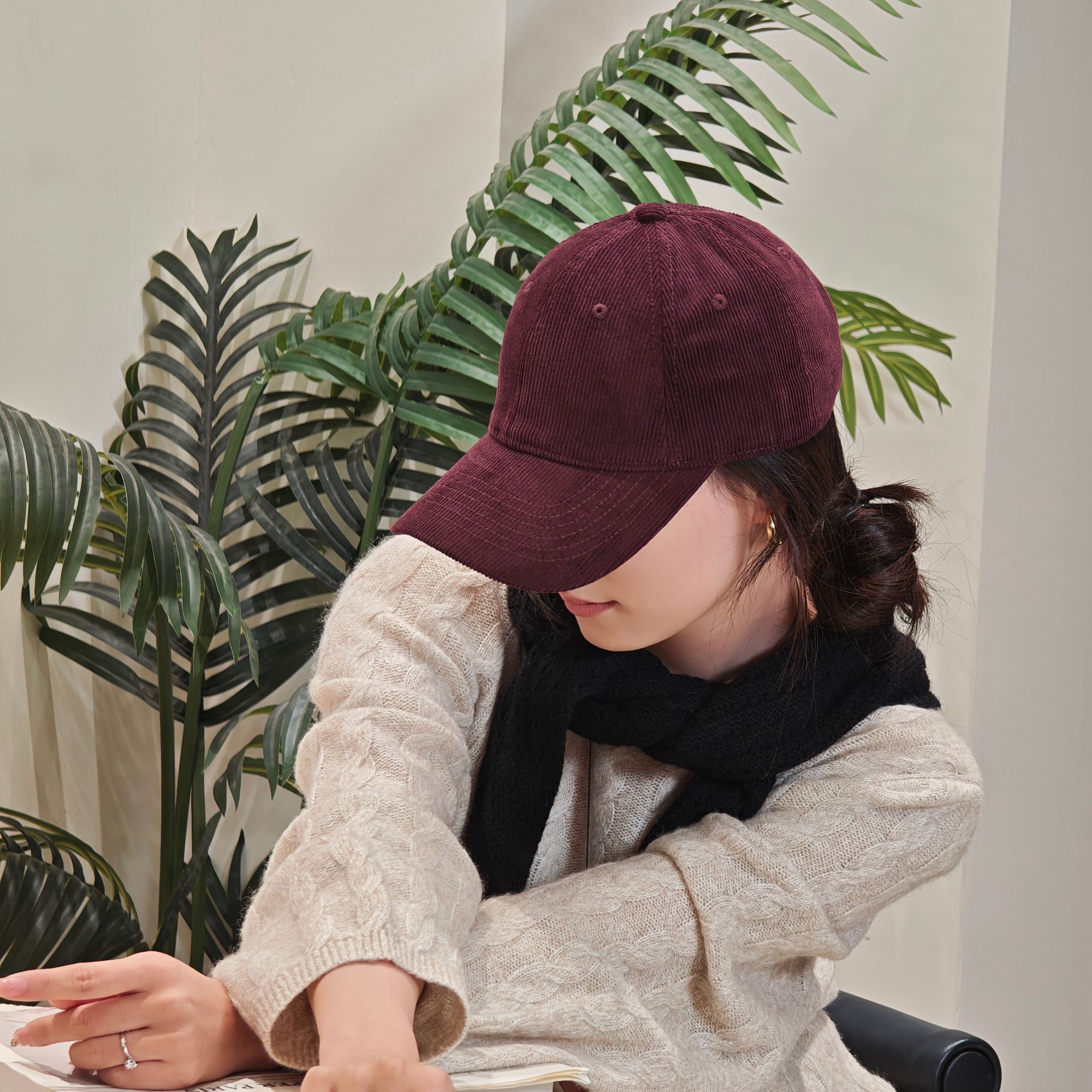 太一光板灯芯绒纯色秋冬简约复古百搭时尚显脸小棒球帽大头围