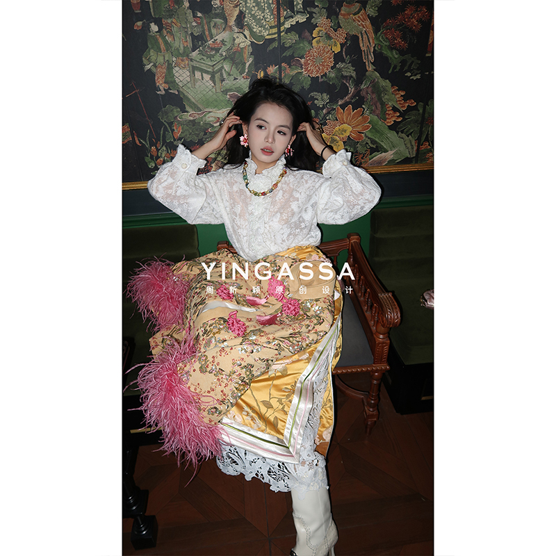 YINGASSA【爱丁堡】原创设计中古重工天花板蕾丝钉珠刺绣灯笼袖衬衫