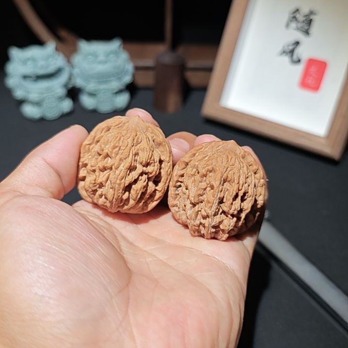 核桃把件40尺寸虎头