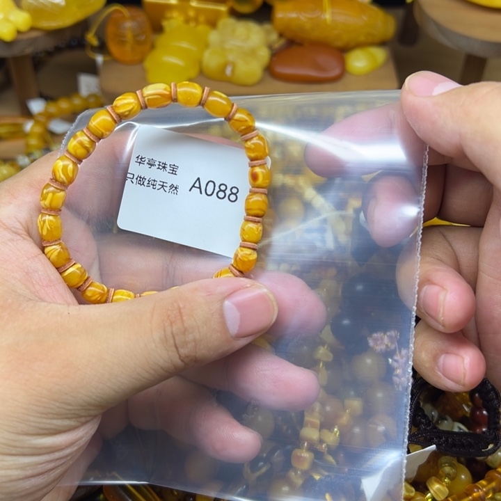 琥珀未镶嵌珠宝奇石