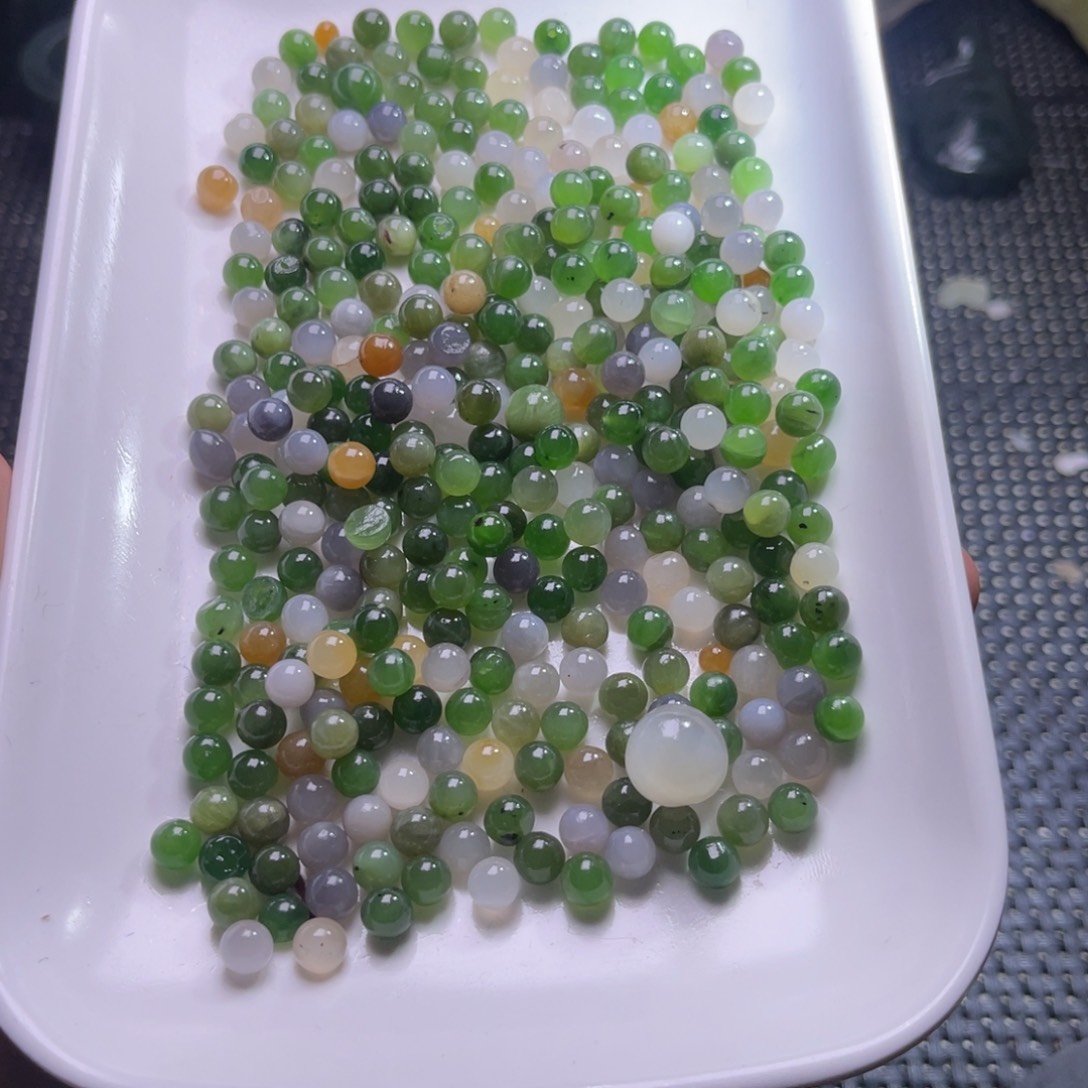未镶嵌和田玉珠宝半成品