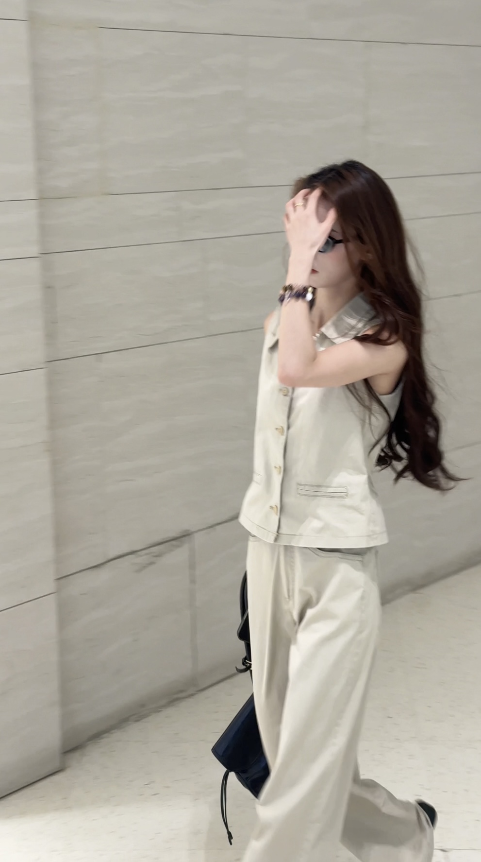 1570#夏季新款韩版老钱风时尚百搭显瘦无袖翻领背心+高腰直筒裤