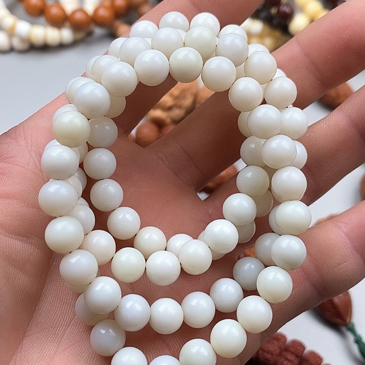 玛瑙/玉髓颈饰合金