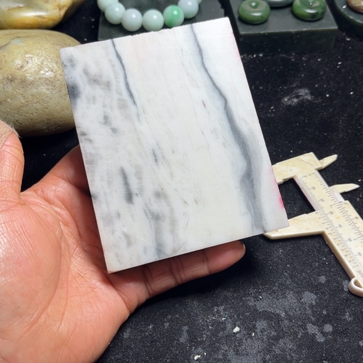 和田玉（糖玉）未镶嵌珠宝奇石