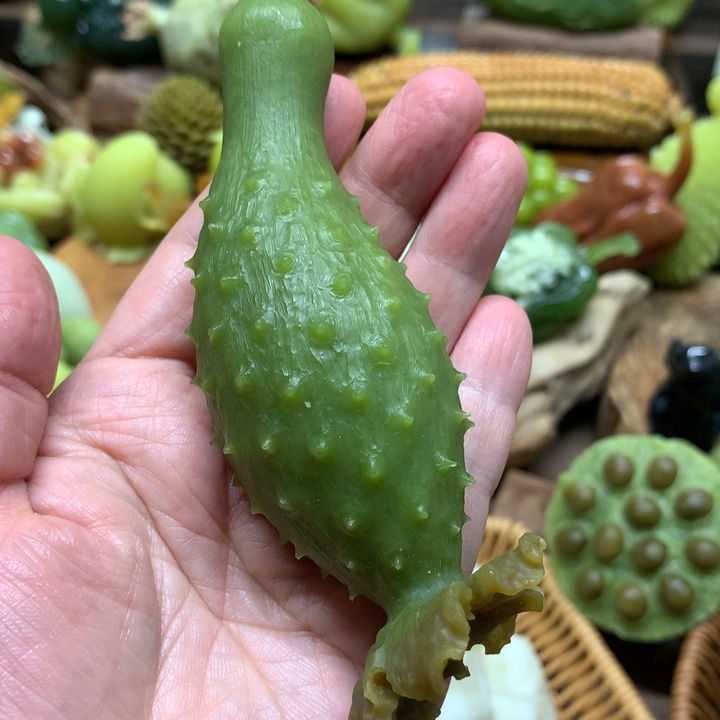 蛇纹石玉手把未镶嵌李****3