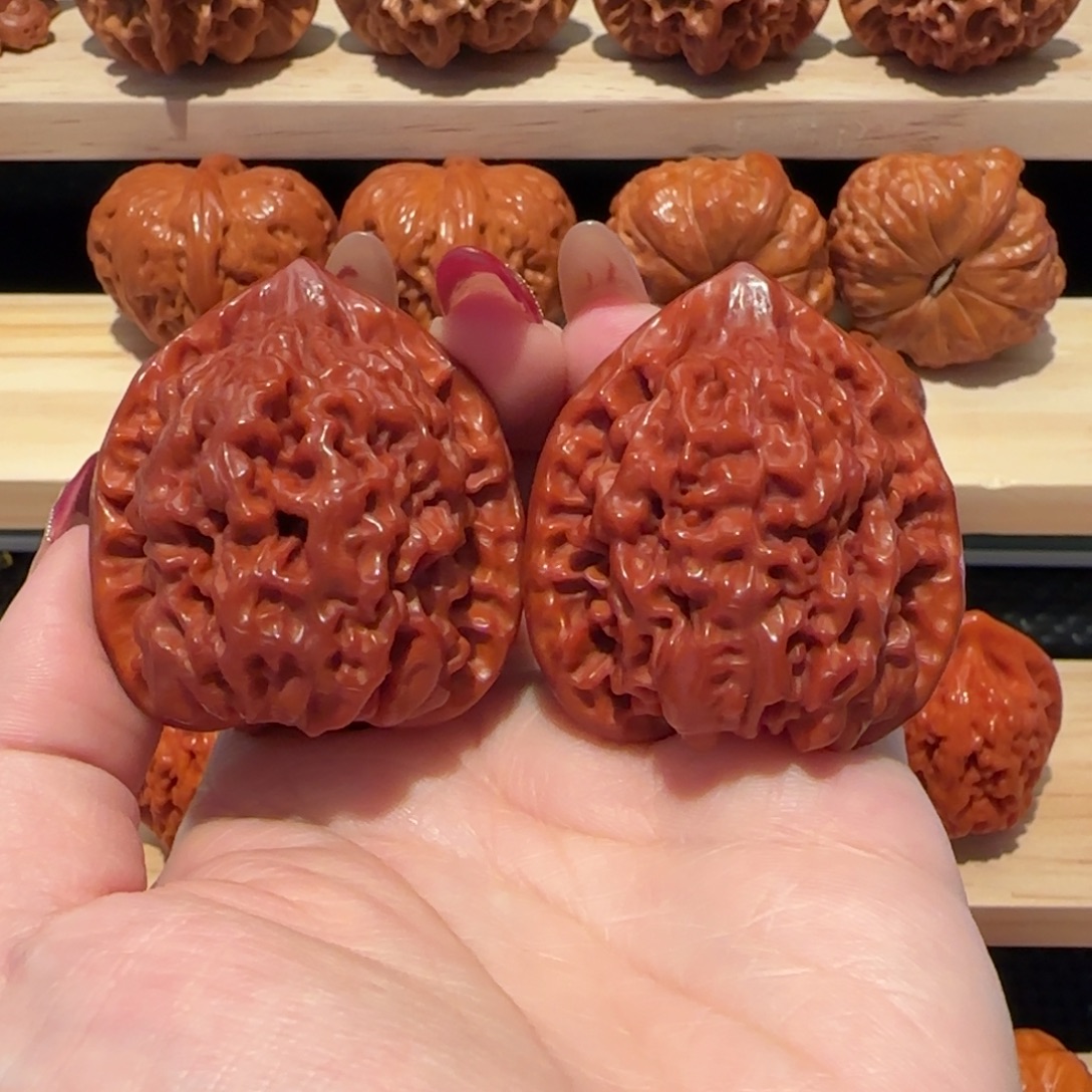 文玩核桃吊坠玉化官帽41精品3080