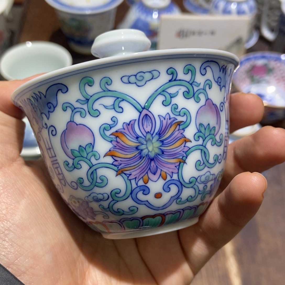 外***方陶瓷艺术品的制作