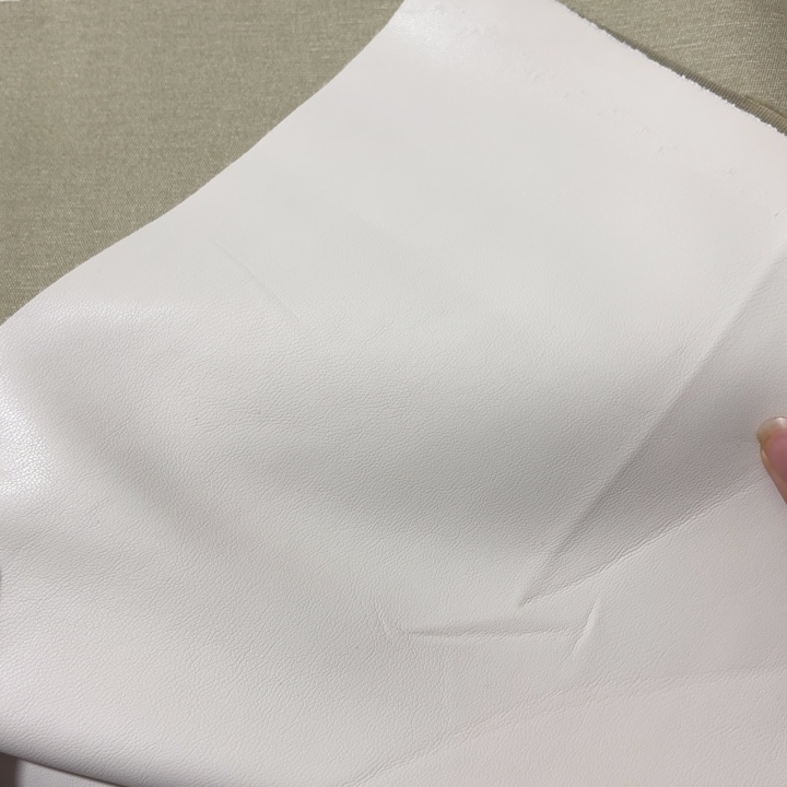 混纺白色棉底皮1米。 