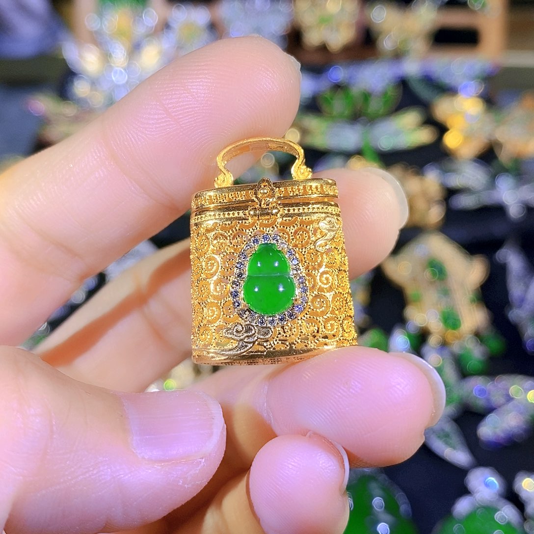 吊坠(不含链)银S925镶嵌翡翠