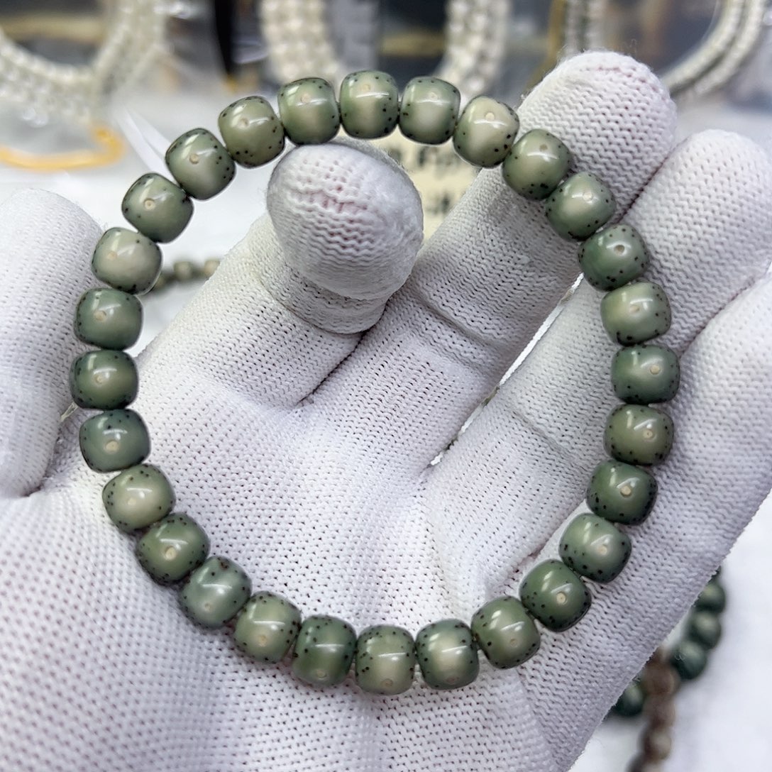 G****星月菩提吊坠87冰糖通体留白