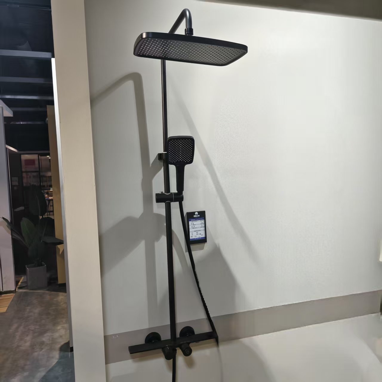 英图（胡卡-黑色）淋浴花洒套装家用