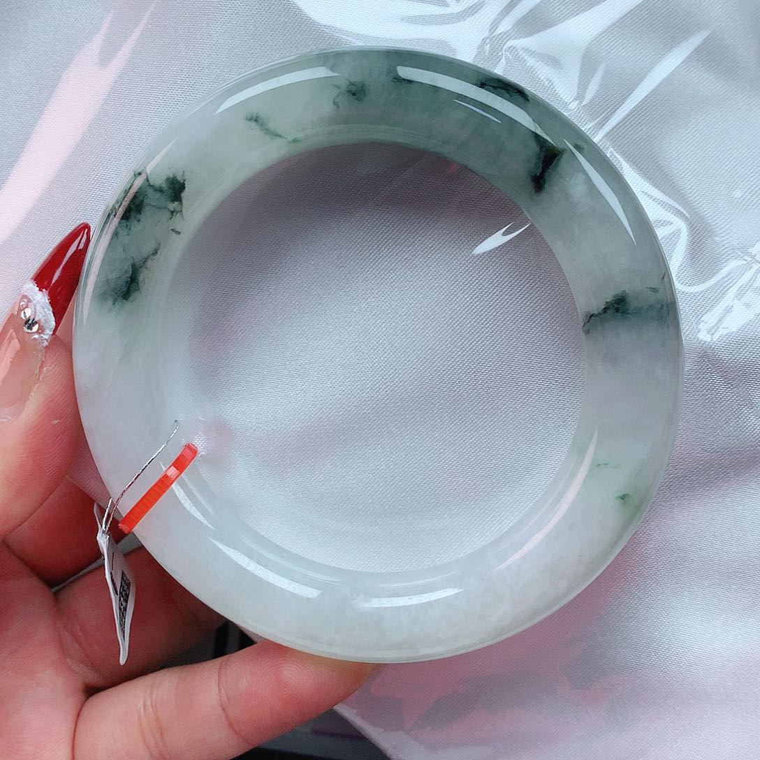 翡翠手镯未镶嵌59胖