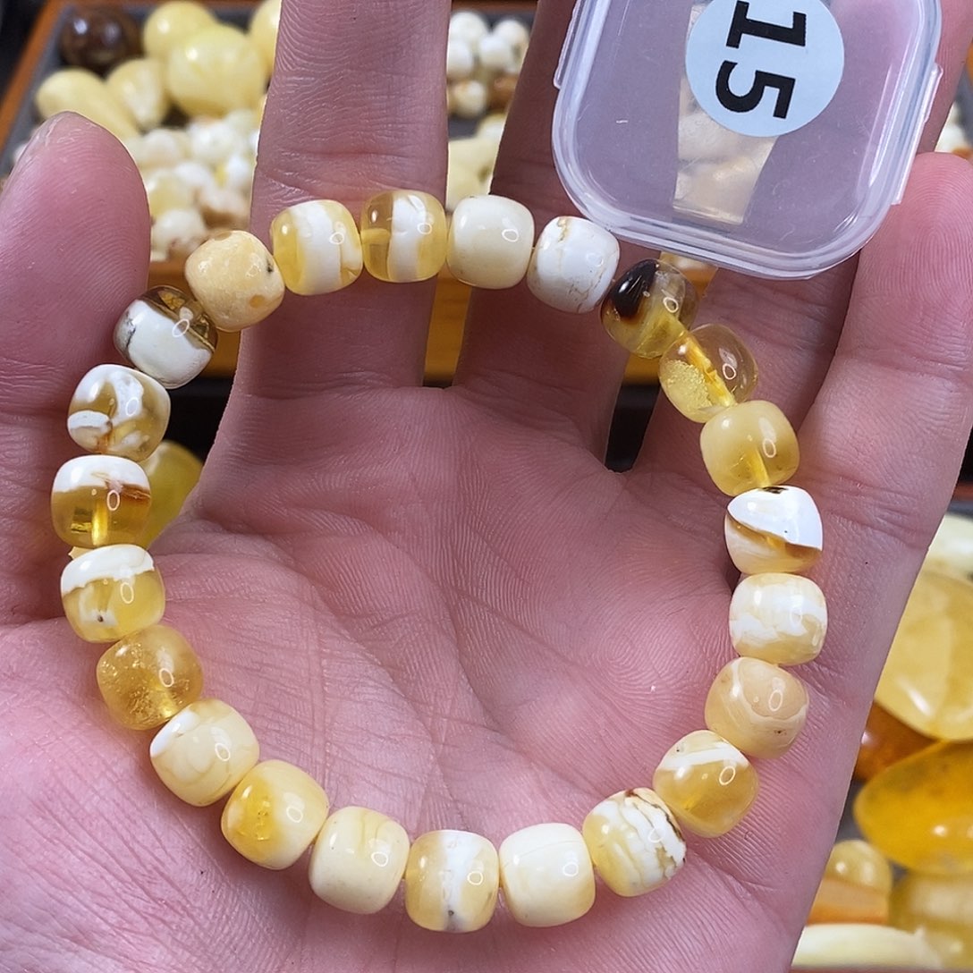 琥珀裸石未镶嵌微瑕