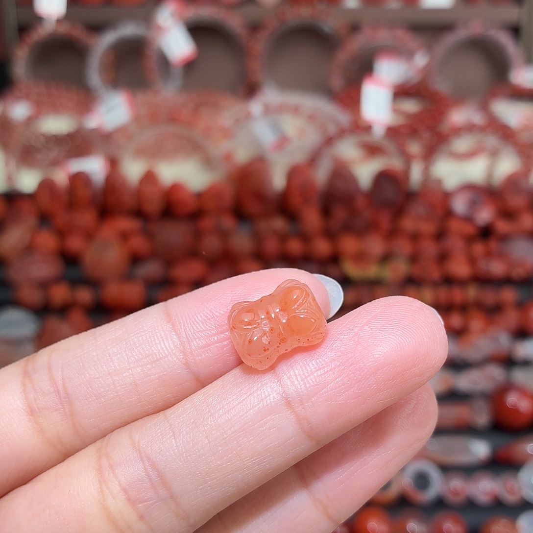 南红玛瑙未镶嵌颈饰并蒂13*9