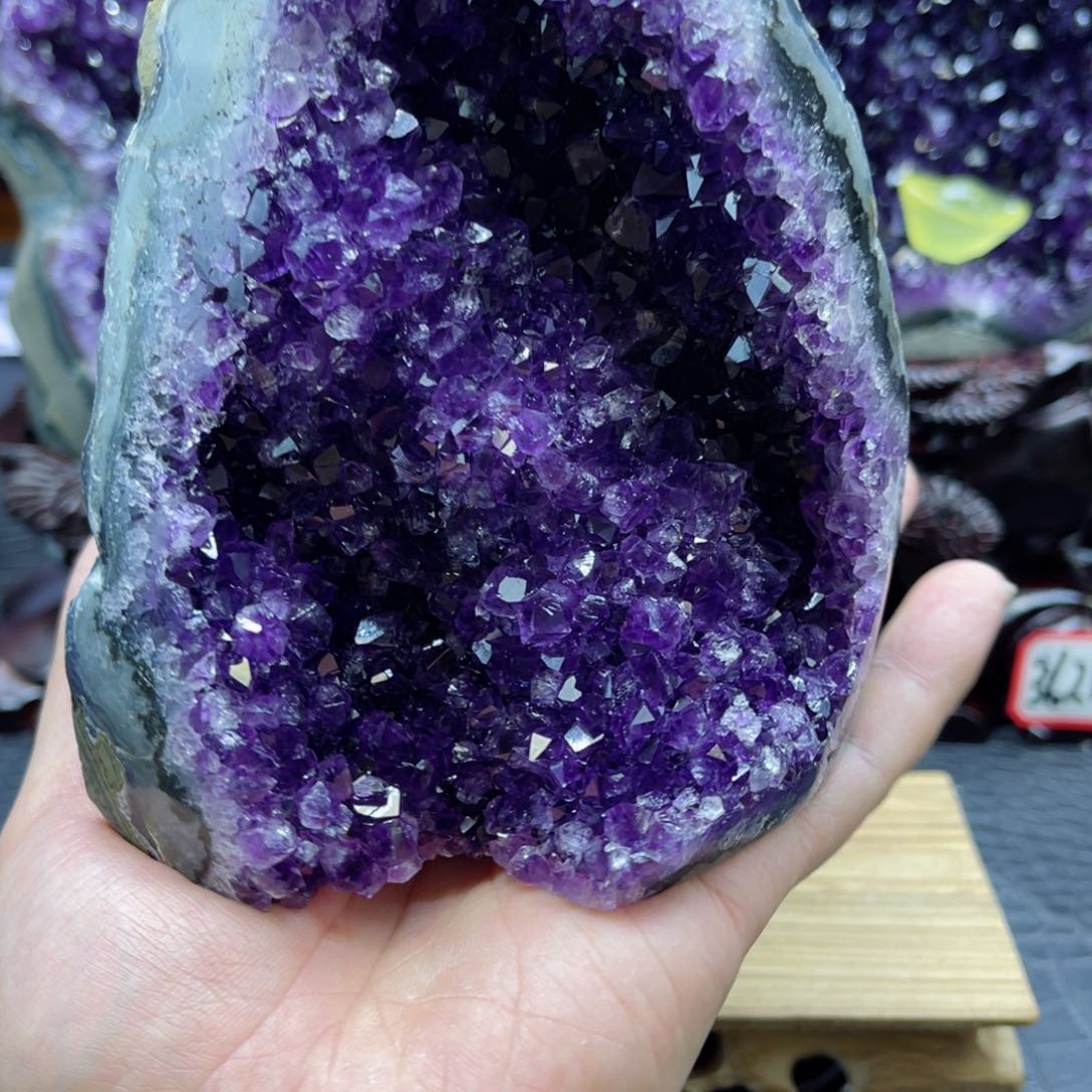 紫晶大型摆件（非配饰）未镶嵌