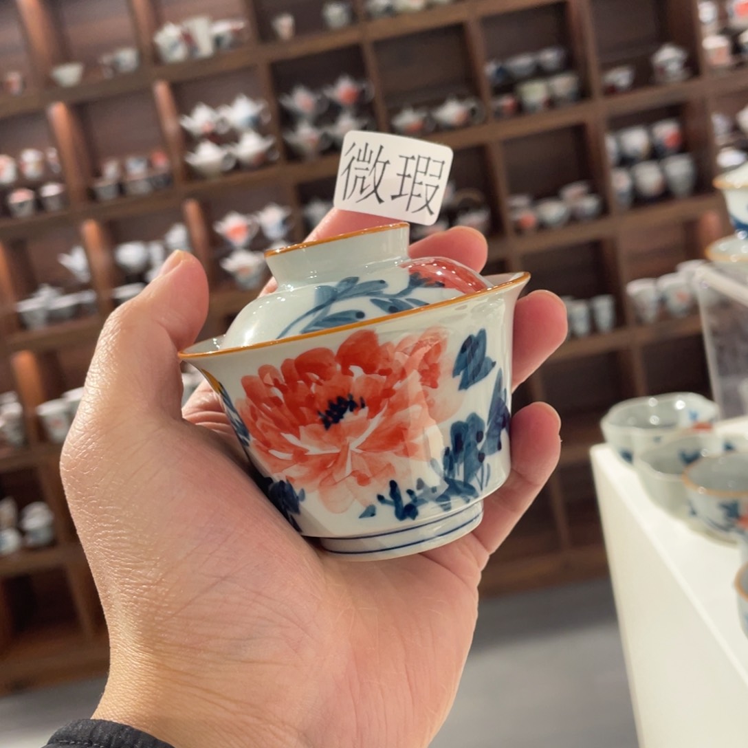 釉下手绘茶具微瑕