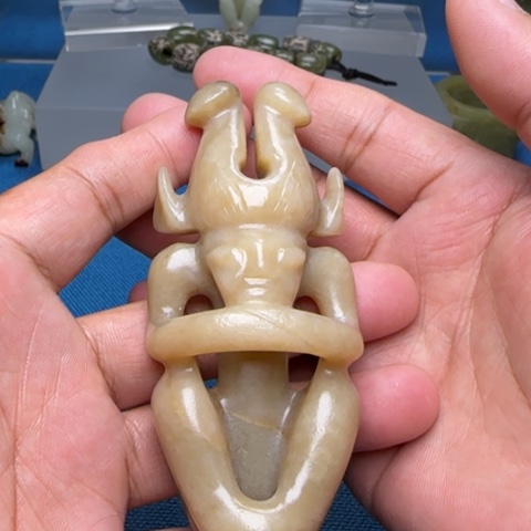 和田玉未镶嵌挂件