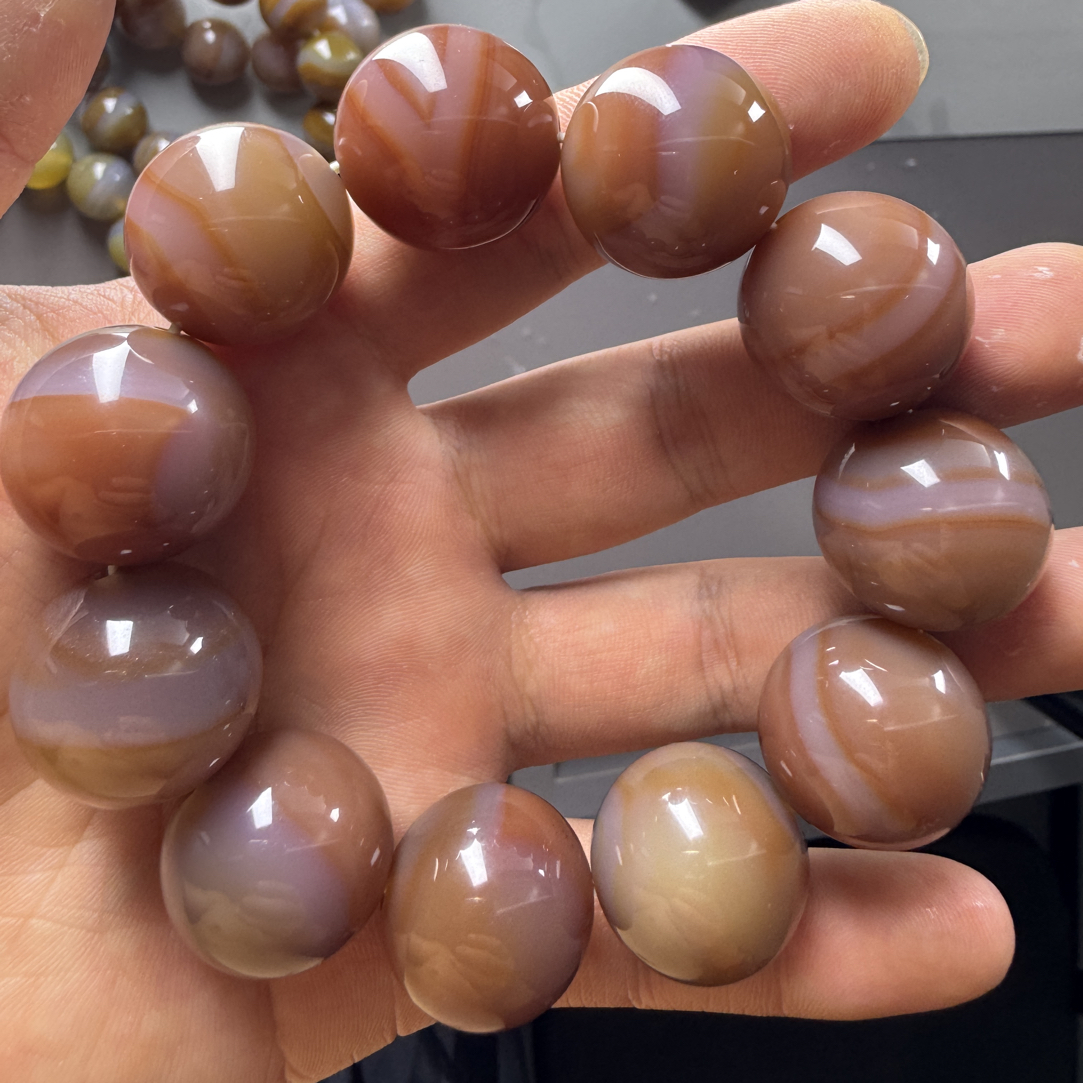天然粉巴玉玛瑙手串