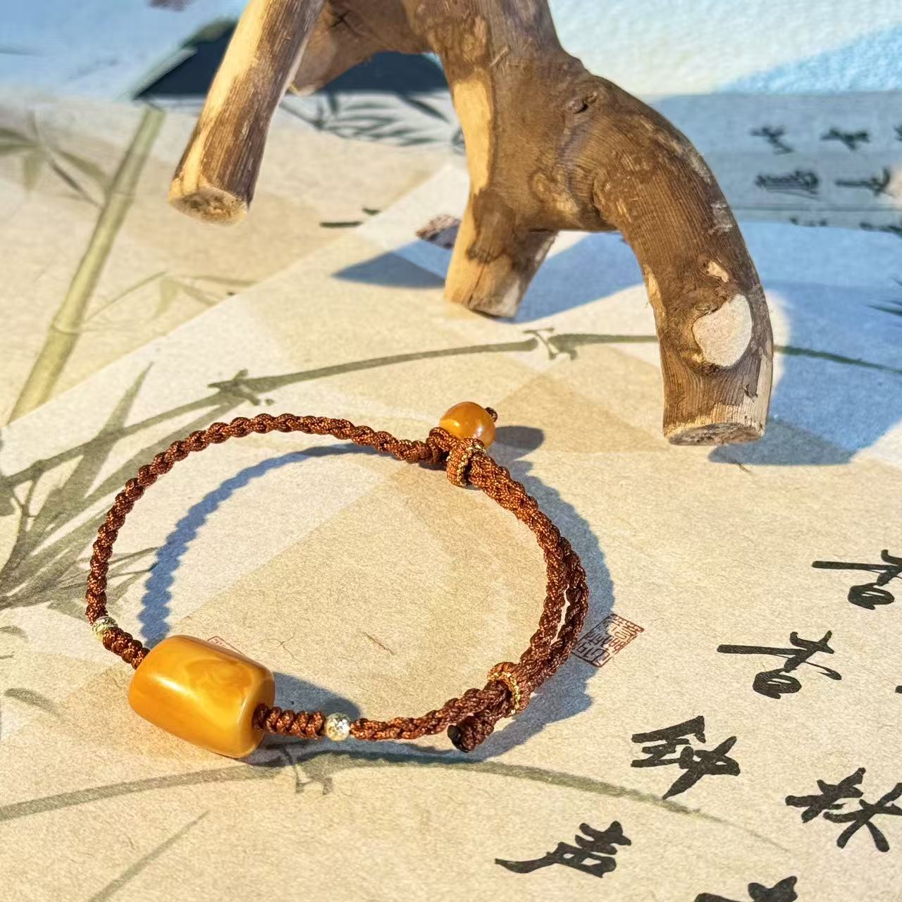 【幸运加码】琥珀蜜蜡老红花妖孽花马蹄扣 18k金 马年必备单珠手绳