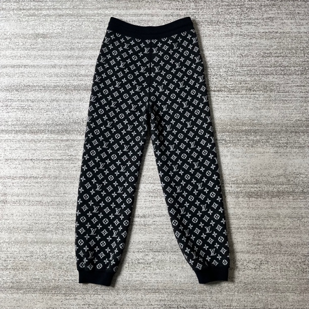 99新 LouisVuitton/路易威登 三花满印双面穿卫裤/尺码XS码#0967