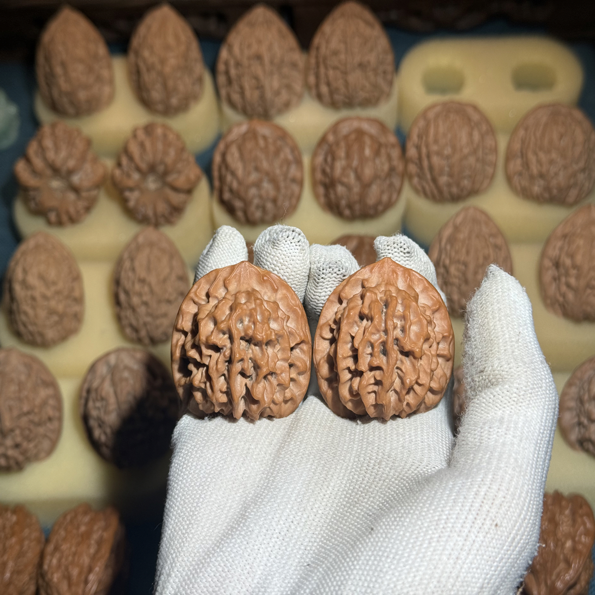 39高尖秦闷文玩核桃